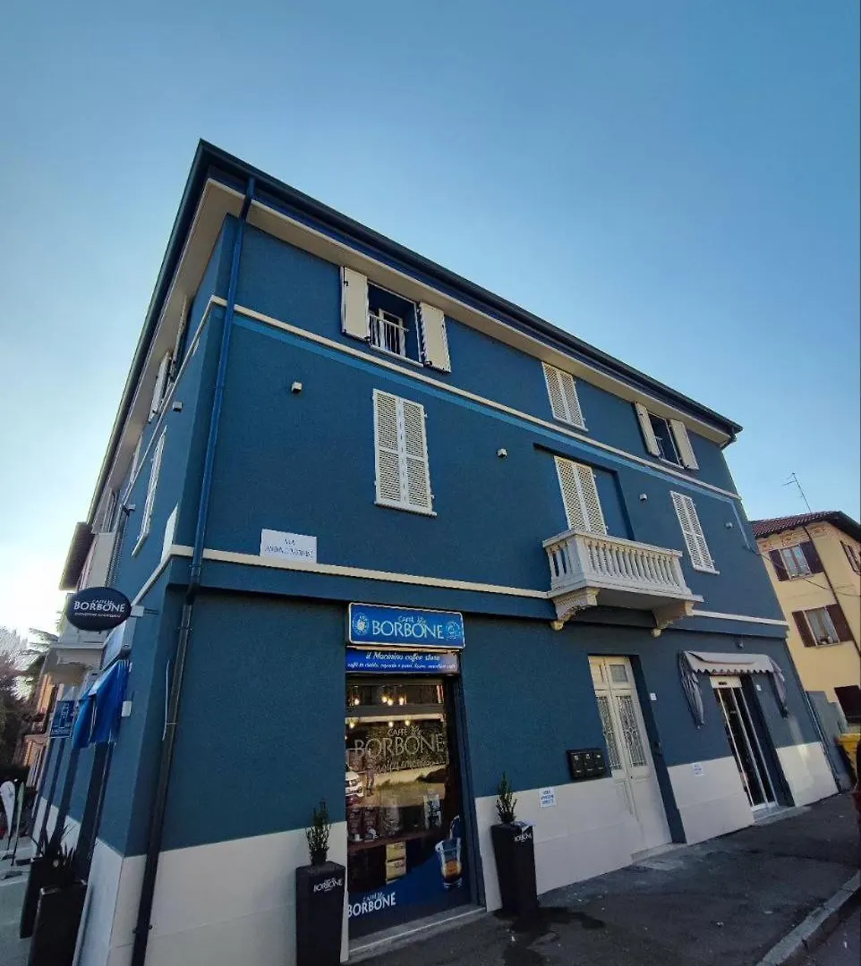 Rooms,Reggio Affittacamere Con Bagno Privato, Tv, Clima , Wi-Fi 雷焦艾米利亚 招待所